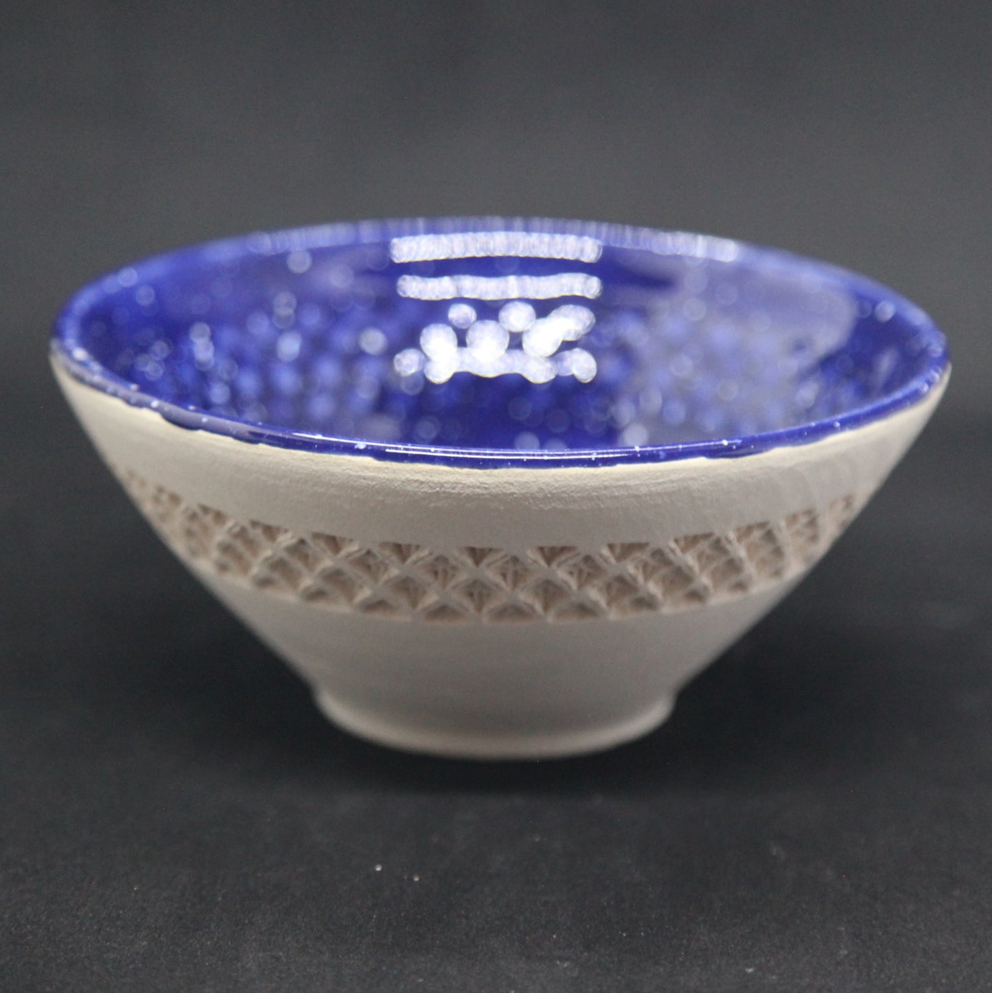 Bol ciel bleu étoilé sur terre blanche - motif fleurs de vie