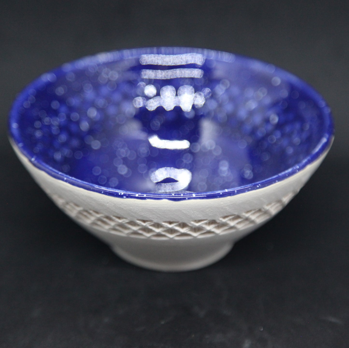 Bol ciel bleu étoilé sur terre blanche - motif fleurs de vie