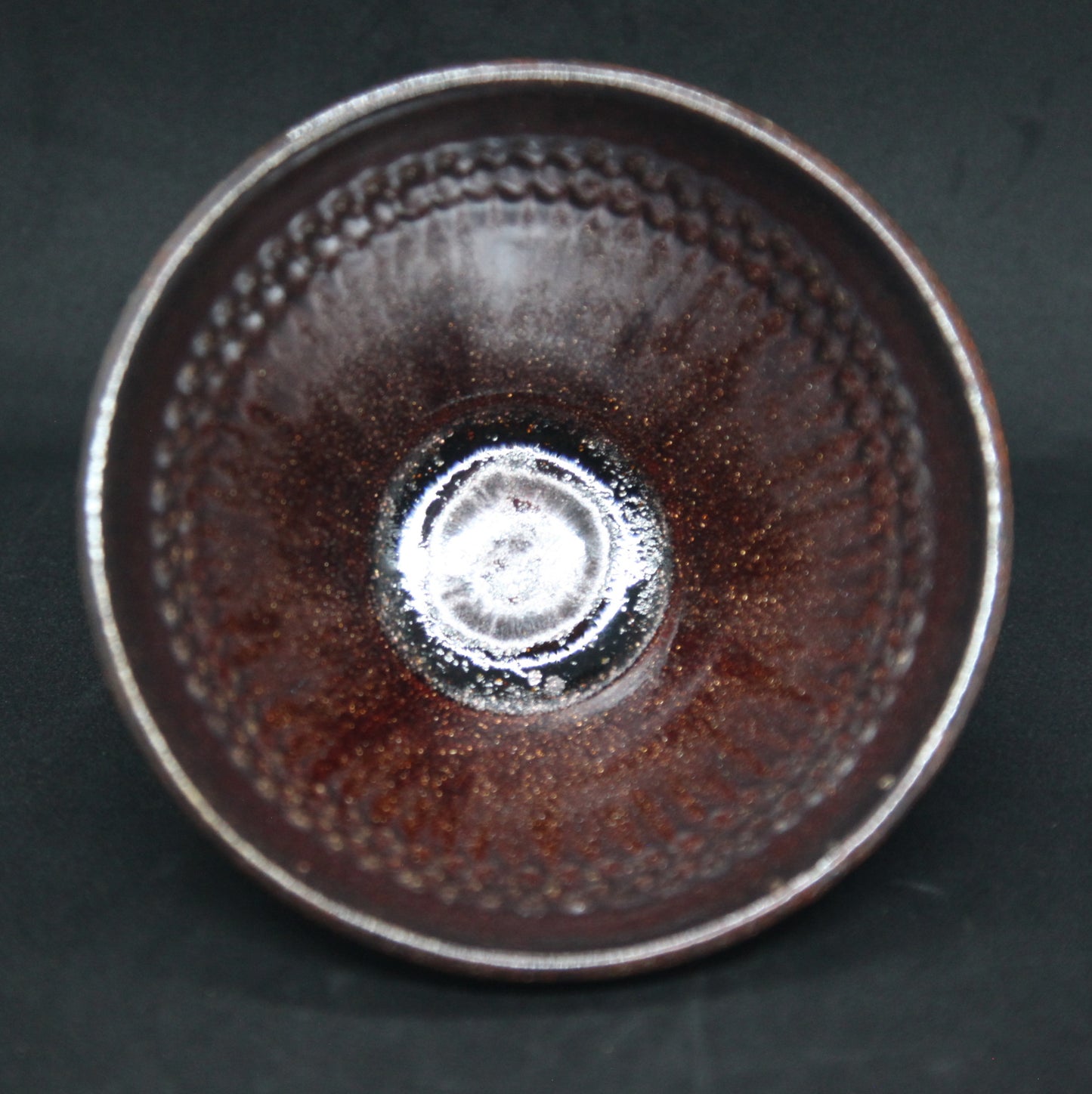 Bol lustre pourpre sur terre blanche - motif fleurs de vie