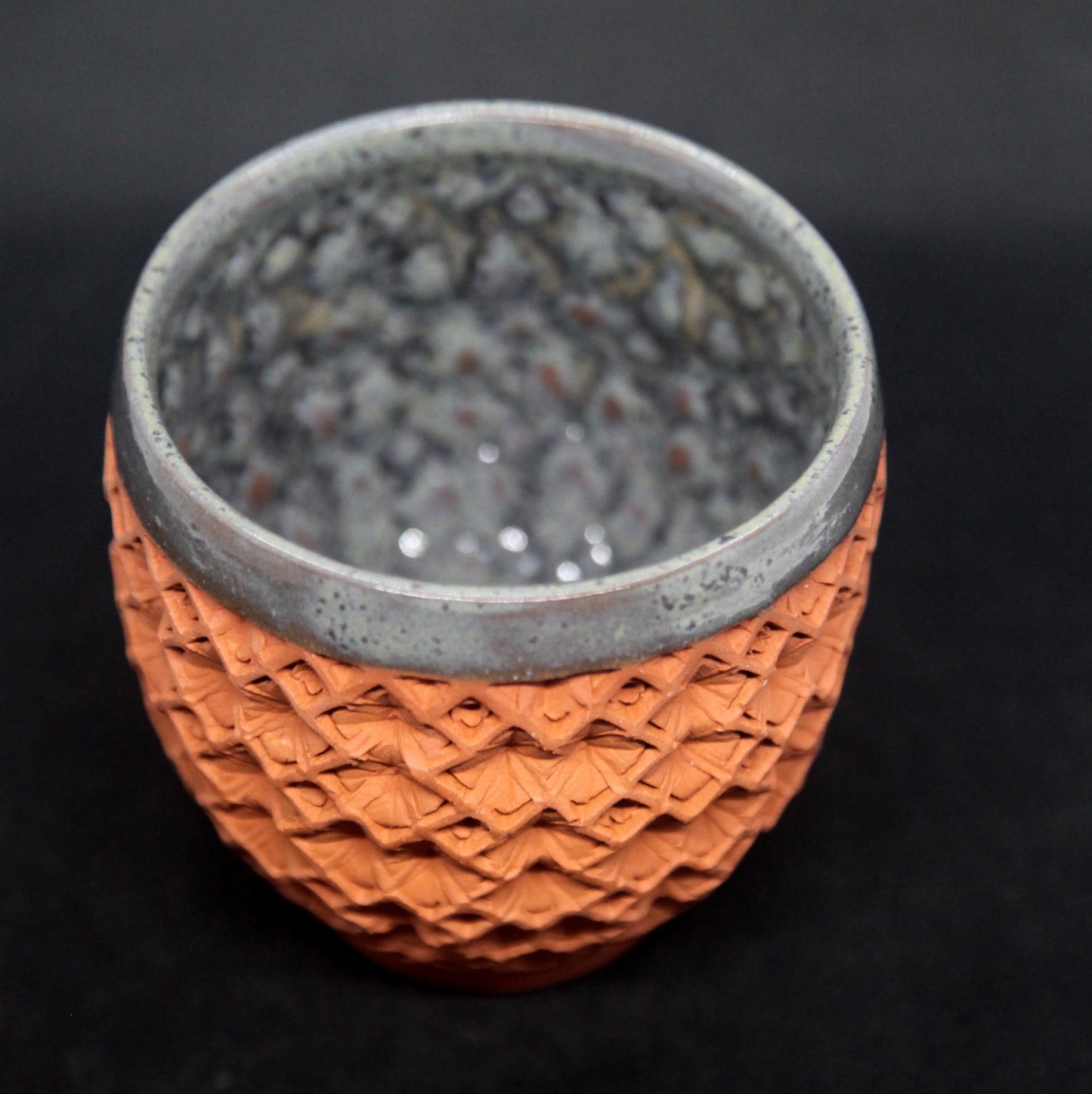 Metalized mother of pearl bowl on red clay - hydrangea motif